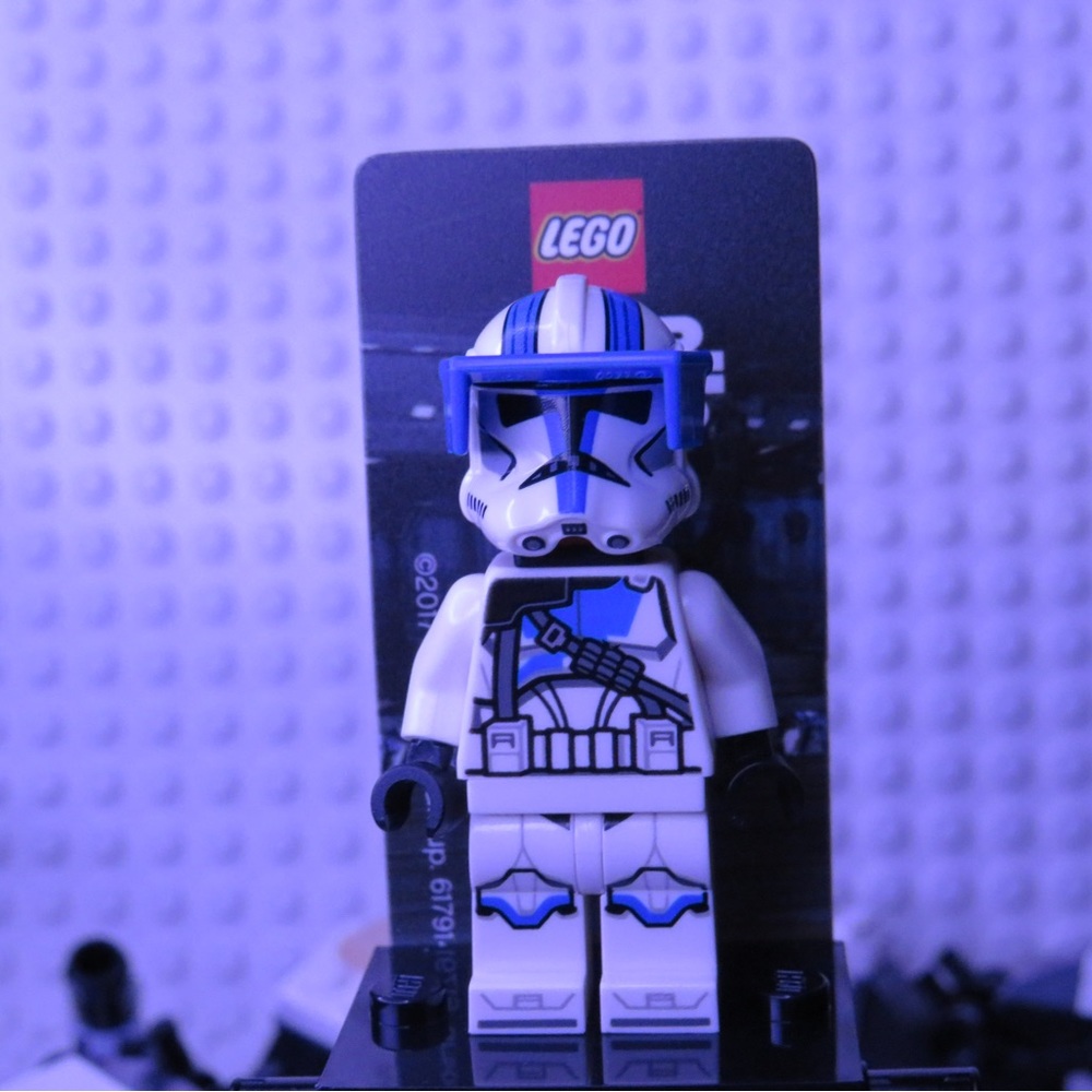 501 TROOPER FIGURE